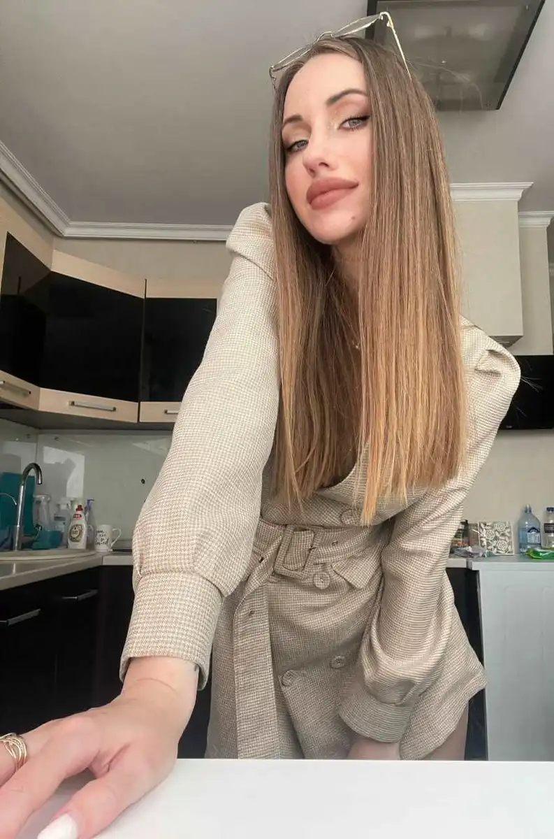 Anna escort à Paris