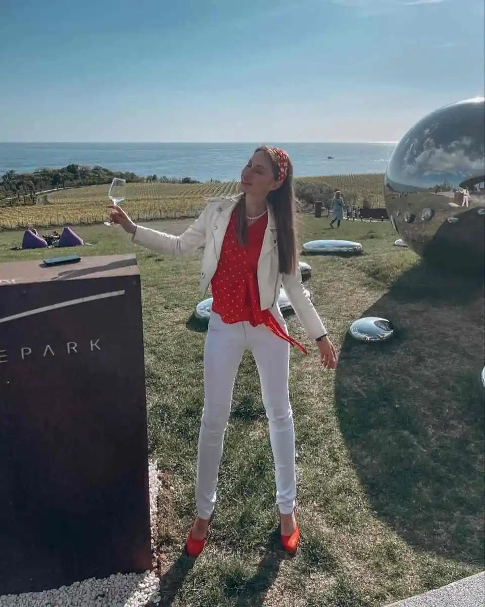 Anna escort à Paris