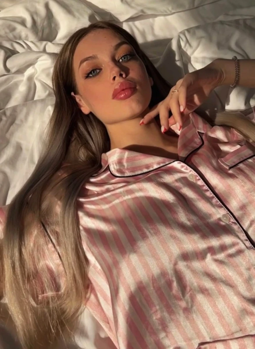 Lakshmi escort à Paris