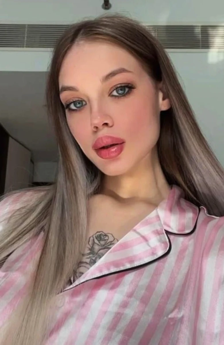 Lakshmi escort à Paris