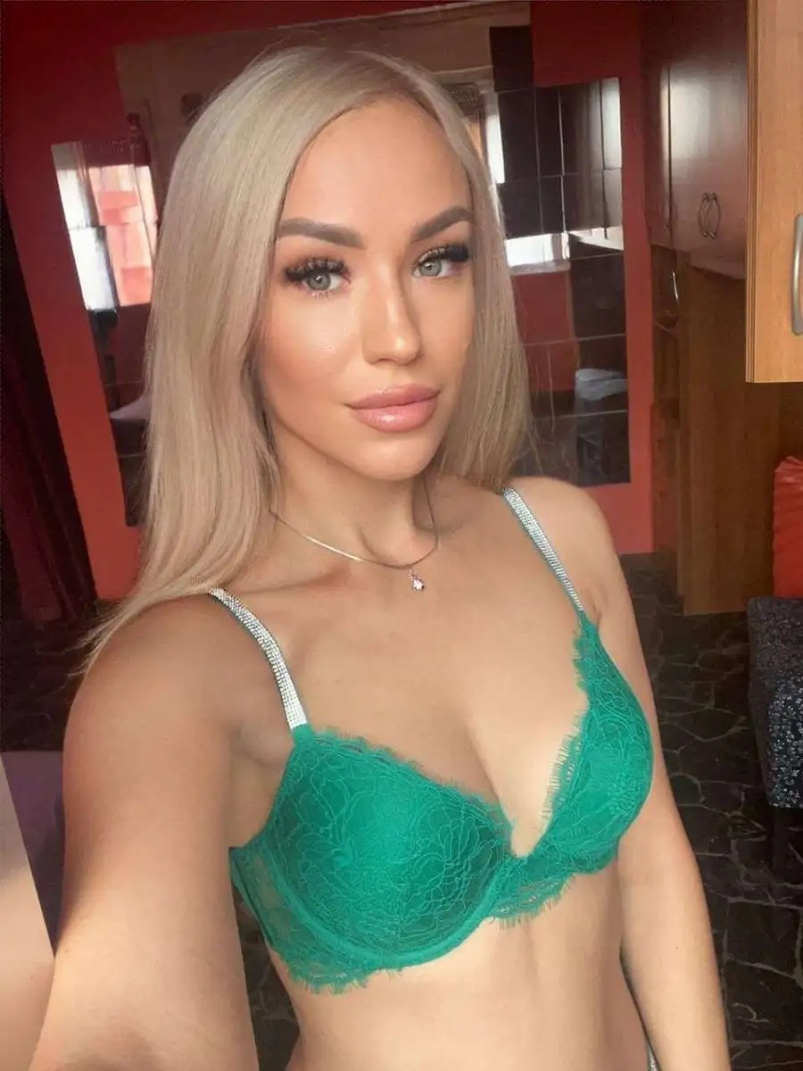 Masha escort à Paris